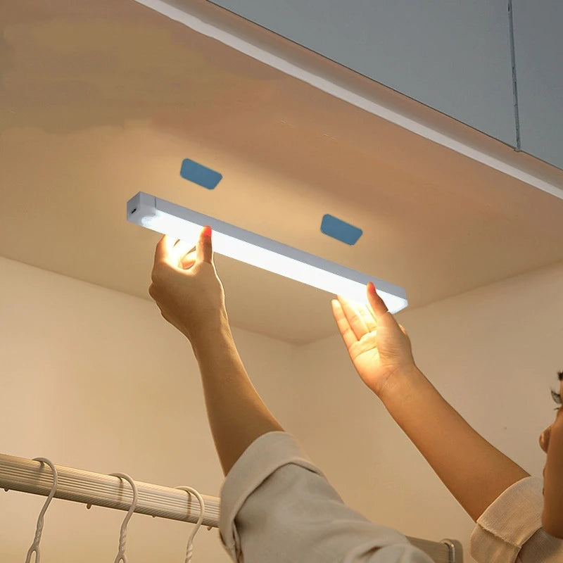 Lampe LED sans fil avec capteur de mouvement